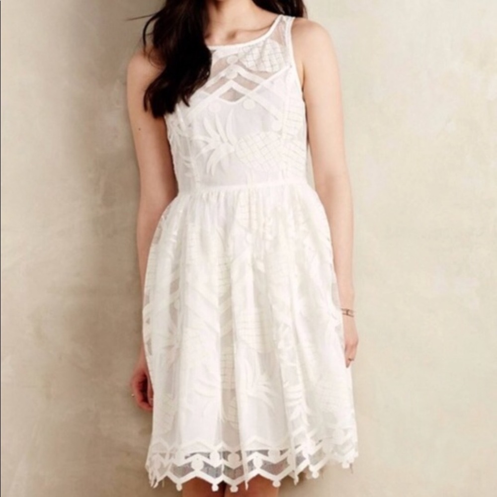 Anthropologie Maeve dress in white lace pineapple